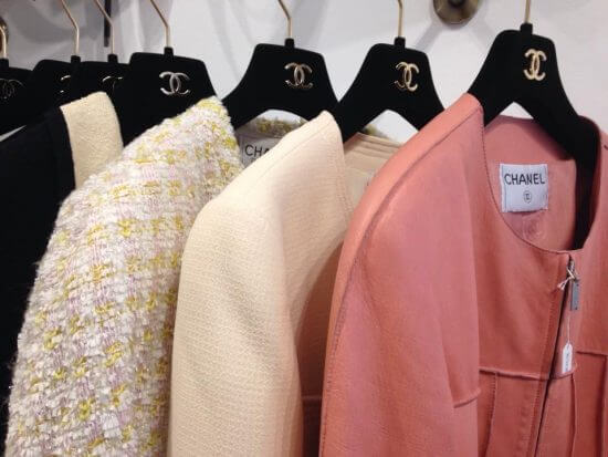 Vêtements Chanel vintage chez Brocante de Luxe