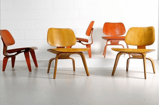 Chaise LCW de Eames ©Zigzag Modern sélectionnées pour être présentées sur l'Exposition Eames des Puces du Design en avril 2019
